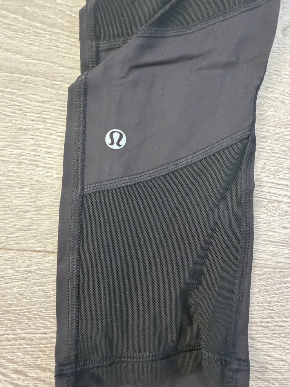 Lululemon Run Inspire Crop Black Mesh Leggings Womens Size 2 - Picture 8 of 11